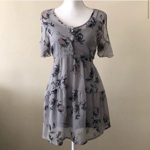 Band of gypsies open shoulder floral size XS dress